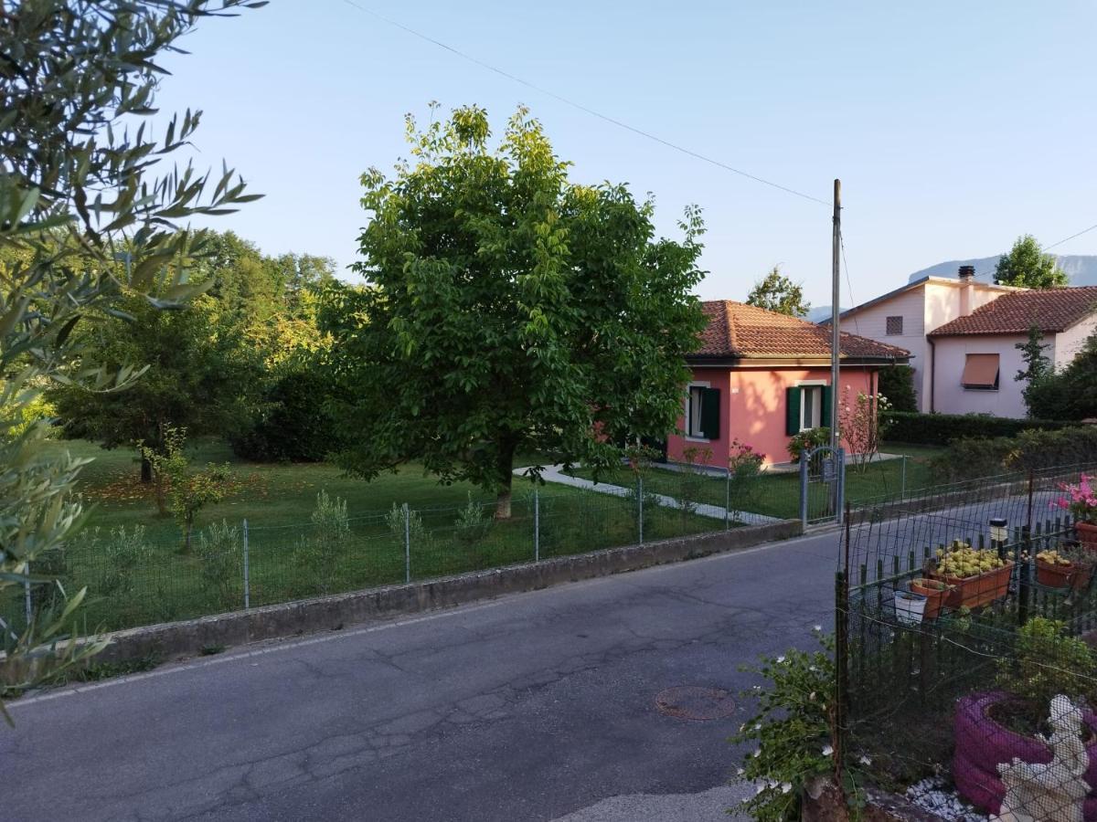 La Casina Villa Barga Luaran gambar